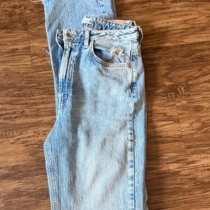 Viral Zara Light Wash Distressed High-Rise Jeans